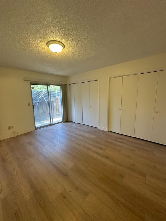 Image 20 of property listing at 1108 Pierce Drive # 101, Clovis, CA 93612