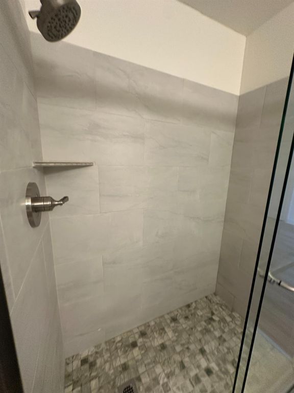 Image 23 of property listing at 1108 Pierce Drive # 101, Clovis, CA 93612