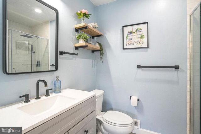 711 60TH AVE, Fairmount Heights, MD 20743