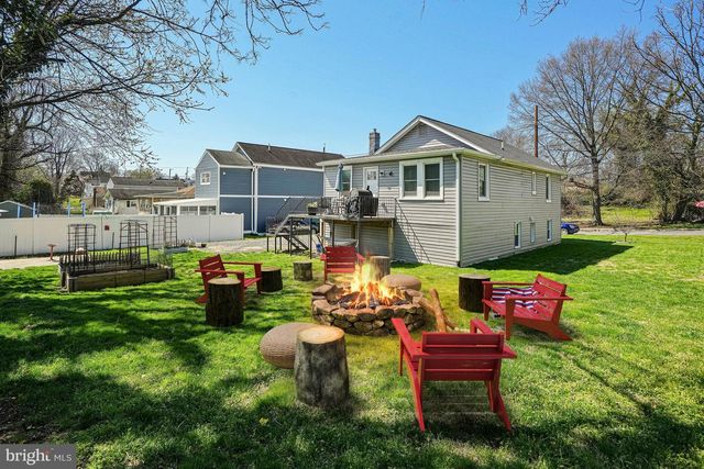 711 60TH AVE, Fairmount Heights, MD 20743