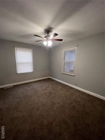 2675 Dunhill Drive, Maryland Heights, MO 63043