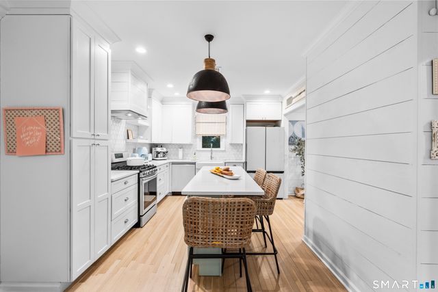 138 Granville Street, Fairfield, CT 06824