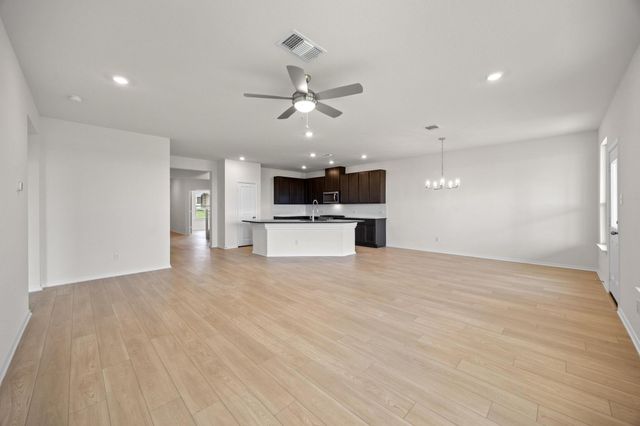 3747 Liberi LN, Round Rock, TX 78665