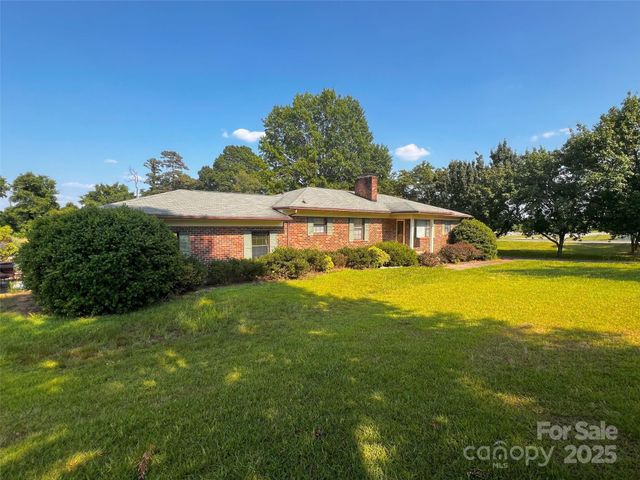 1243 Cox Mill Road, Concord, NC 28027