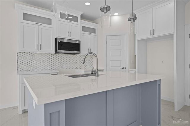 2610 E Solar Drive, Mission, TX 78572