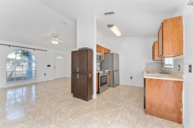 320 CLEARWATER LANE, Kissimmee, FL 34759