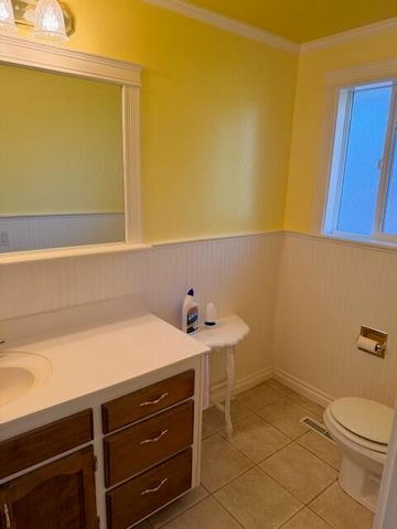 108 NW Sunhill Drive, Grants Pass, OR 97526