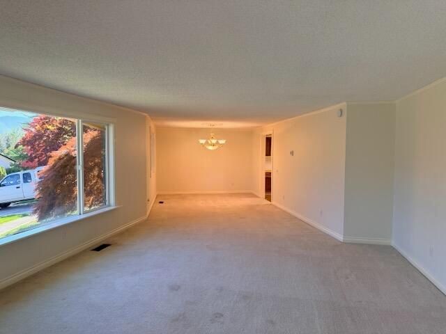 108 NW Sunhill Drive, Grants Pass, OR 97526