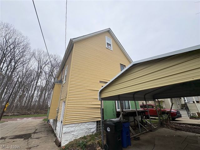 4101 Pensacola Avenue, Cleveland, OH 44109