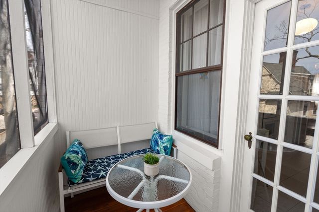325 Tappan St. 6, Brookline, MA 02445