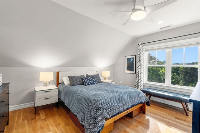 272R Lamartine 3, Boston, MA 02130