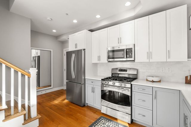 272R Lamartine 3, Boston, MA 02130