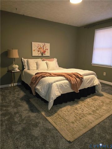 1801 Tudor Ln, Petersburg, VA 23805