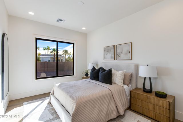 9801 N 53RD Place, Paradise Valley, AZ 85253