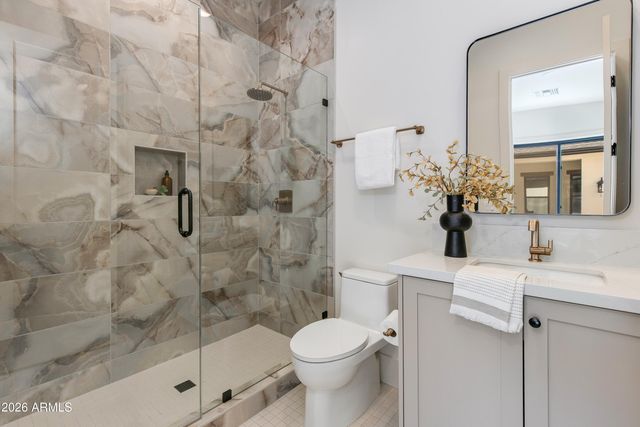 9801 N 53RD Place, Paradise Valley, AZ 85253