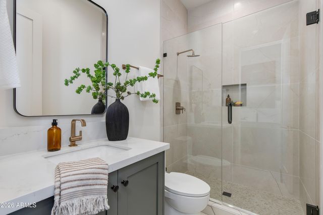 9801 N 53RD Place, Paradise Valley, AZ 85253