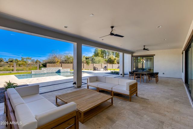 9801 N 53RD Place, Paradise Valley, AZ 85253