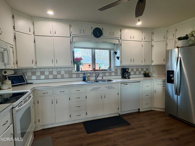 202 Short-buehrer Road, Archbold, OH 43502