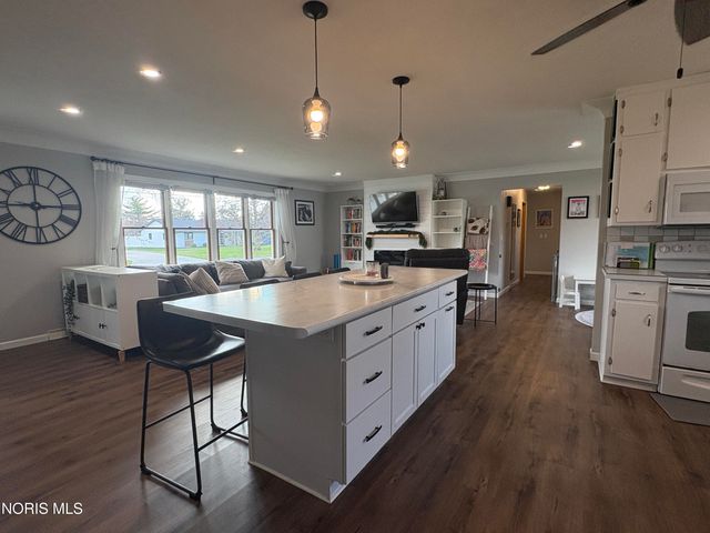 202 Short-buehrer Road, Archbold, OH 43502