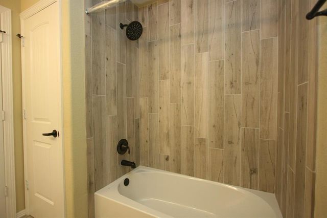 298 Capetown A, Montgomery, TX 77356