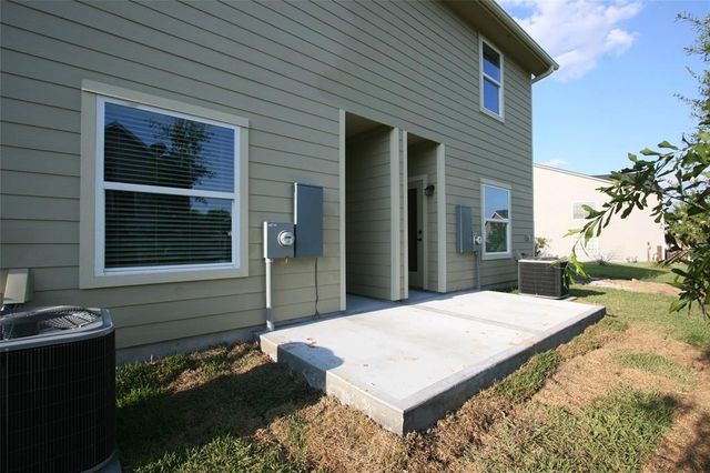 298 Capetown A, Montgomery, TX 77356