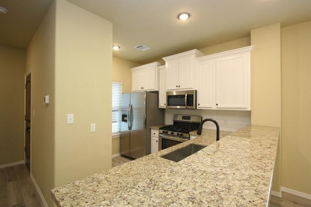 298 Capetown A, Montgomery, TX 77356