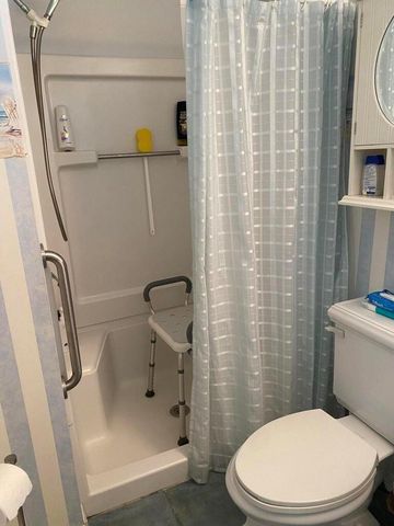 17 Madrid Lane, Port St Lucie, FL 34952