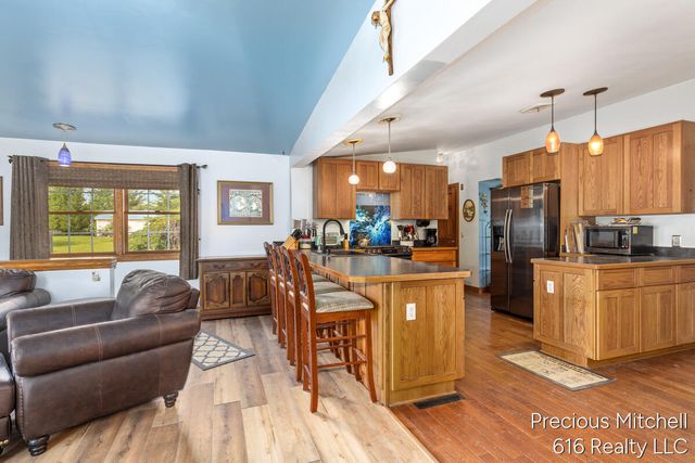 10535 Imlay City Road, Emmett, MI 48022
