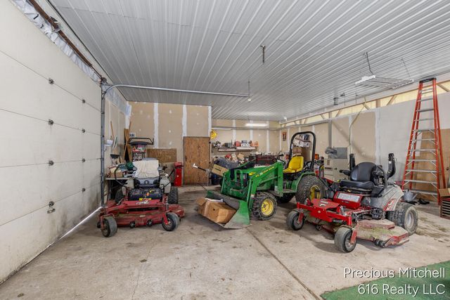 10535 Imlay City Road, Emmett, MI 48022
