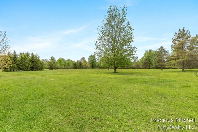 10535 Imlay City Road, Emmett, MI 48022