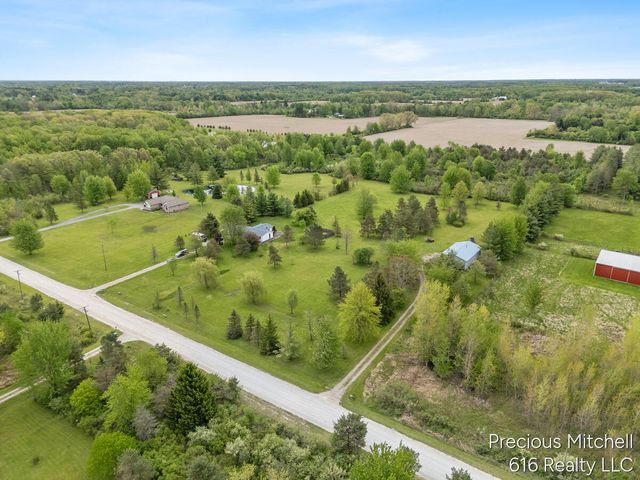 10535 Imlay City Road, Emmett, MI 48022