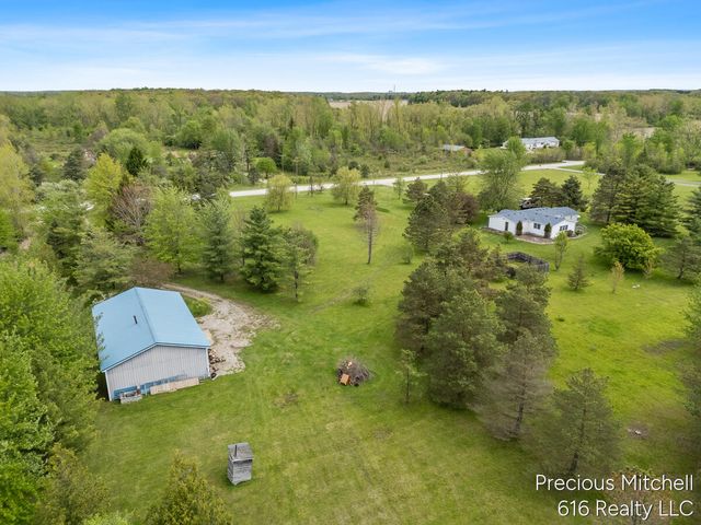 10535 Imlay City Road, Emmett, MI 48022