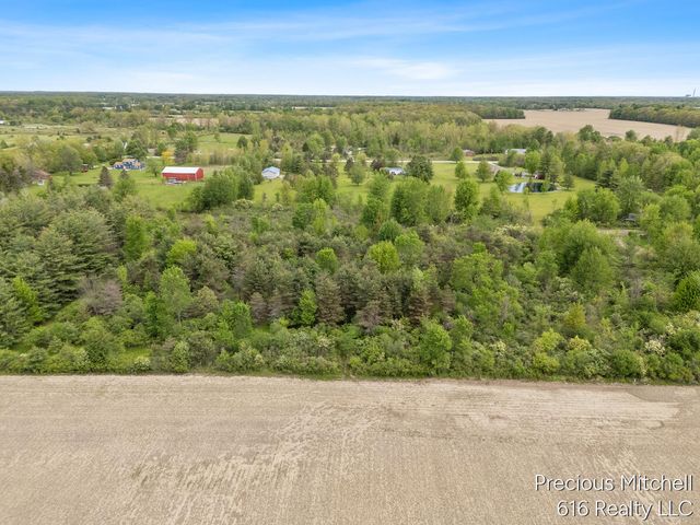 10535 Imlay City Road, Emmett, MI 48022