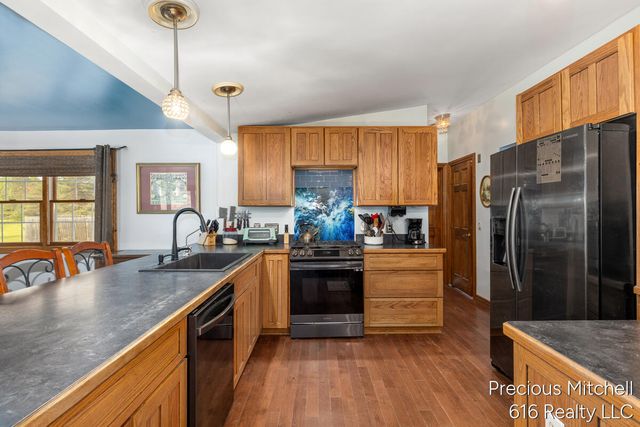 10535 Imlay City Road, Emmett, MI 48022