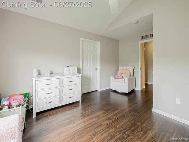 3695 Eagle Creek Drive, Utica, MI 48317