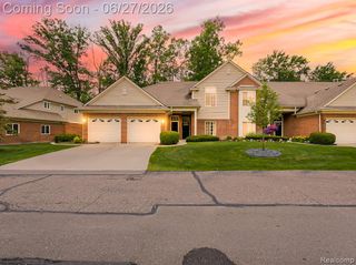 3695 Eagle Creek Drive, Utica, MI 48317