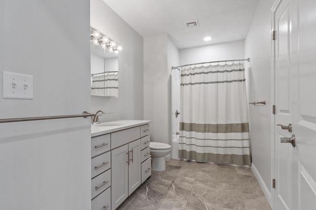 320 Middlesex Avenue D107, Medford, MA 02155