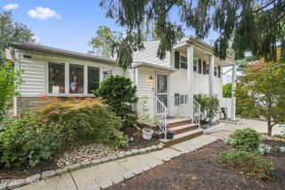 49 Frederick Place, Parlin, NJ 08859