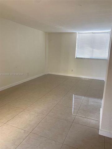 2715 Tigertail Avenue 109, Miami, FL 33133