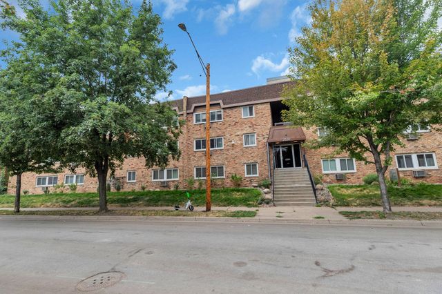 2616 Harriet Avenue 104, Minneapolis, MN 55408