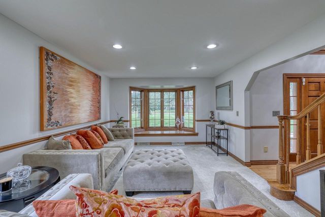8424 S 68th STREET, Franklin, WI 53132