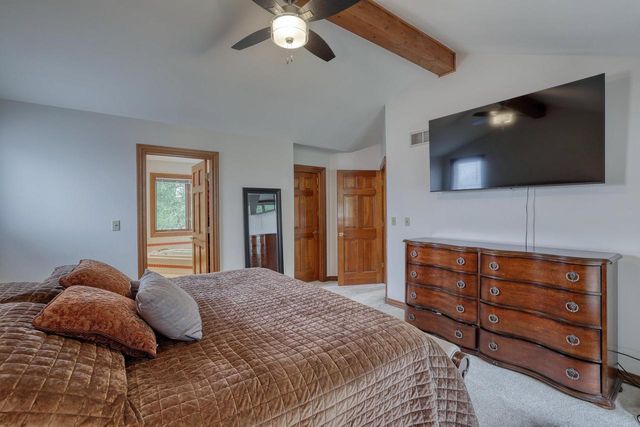 8424 S 68th STREET, Franklin, WI 53132