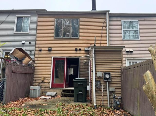 8147 Mcguire Drive, Raleigh, NC 27616