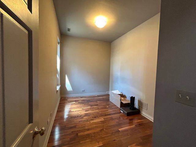 15 E Pearson Street 3, Chicago, IL 60611