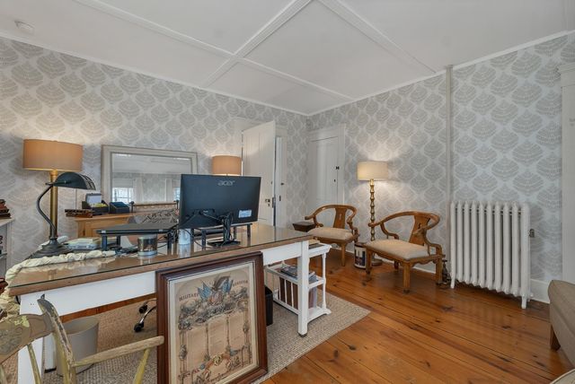 375 S Main Street, Wolfeboro, NH 03894
