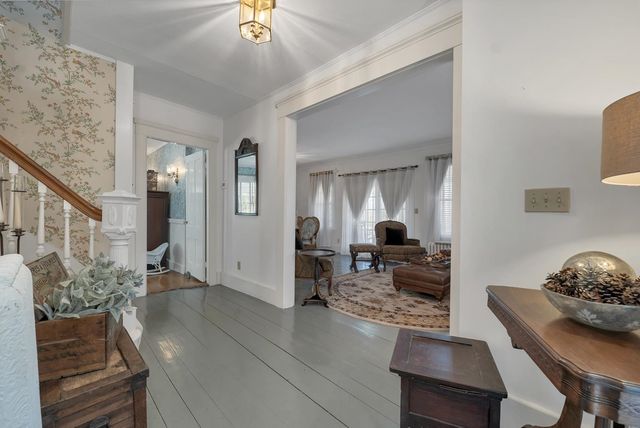 375 S Main Street, Wolfeboro, NH 03894