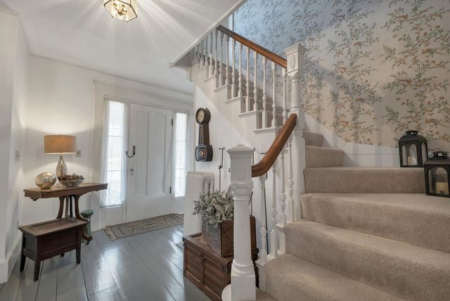 375 S Main Street, Wolfeboro, NH 03894