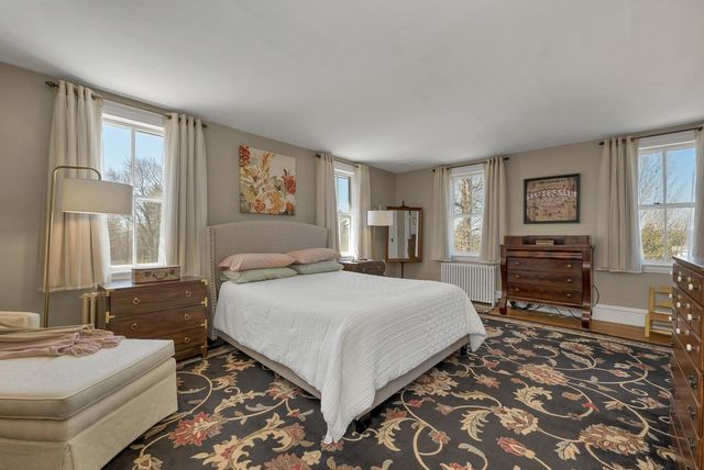 375 S Main Street, Wolfeboro, NH 03894