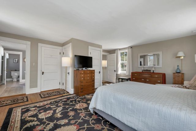 375 S Main Street, Wolfeboro, NH 03894