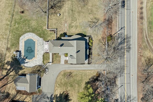 375 S Main Street, Wolfeboro, NH 03894